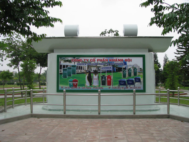 Nhà vệ sinh công cộng